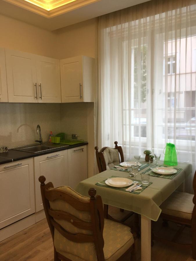 Apartment Top Diplomat Prag Exterior foto